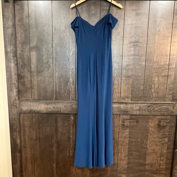 Nightway Cold-Shoulder Gown - Picture 6 of 8